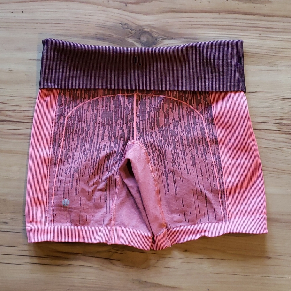 Lululemon shorts sculpt tight fit size 4